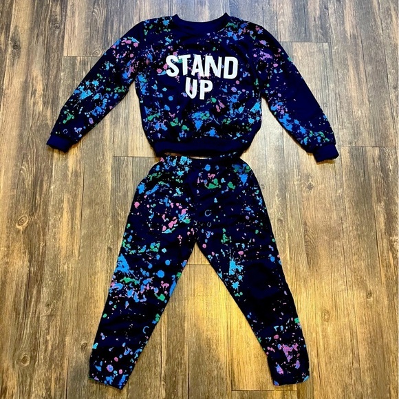 Kids Blue Colorful Splatter Two Piece PJs Set Top And Pants Size 5 Toddlers - Picture 1 of 10